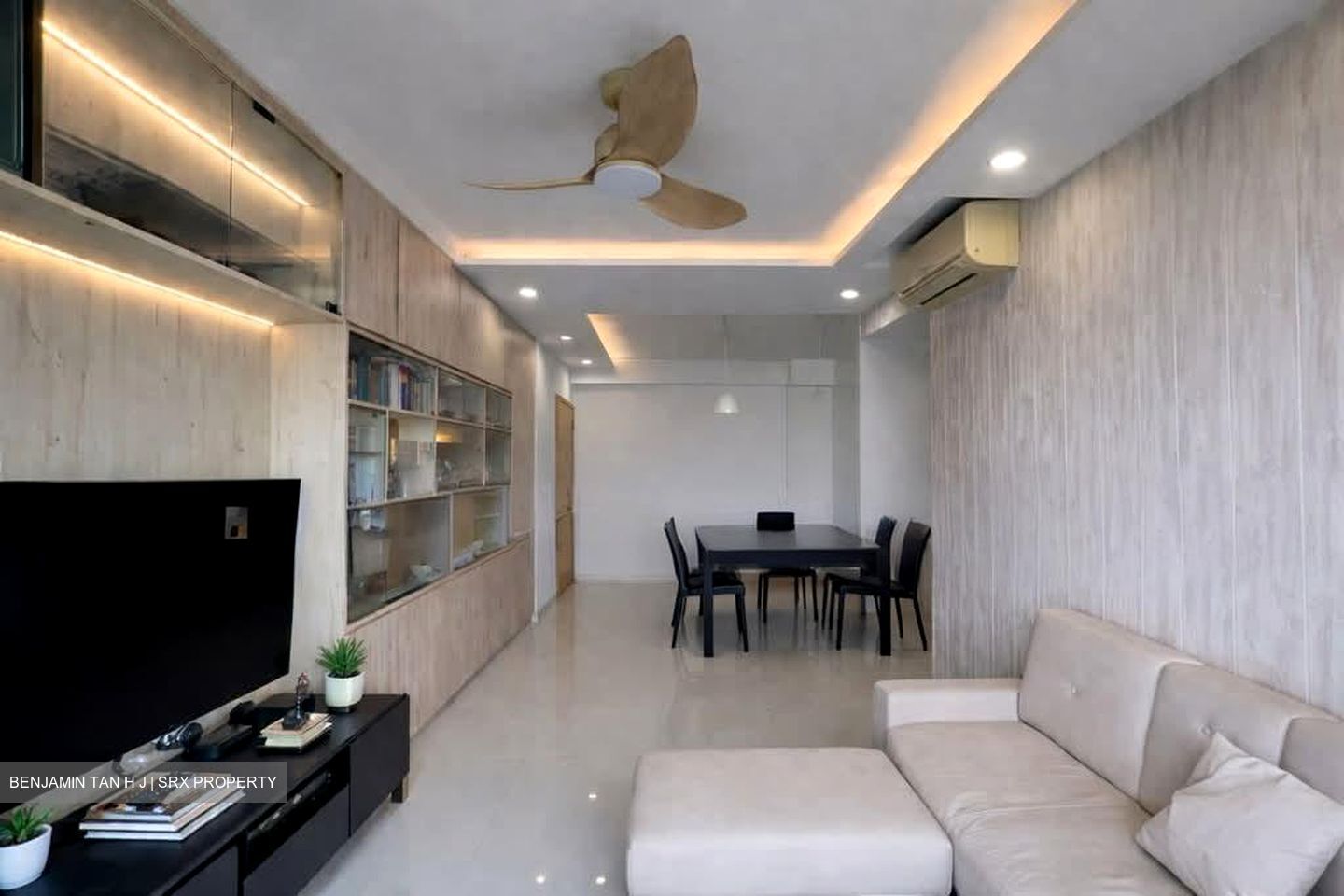 Esparina Residences (D19), Condominium #585453451
